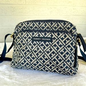 Tommy Hilfiger Navy Canvas Crossbody with Nylon adj strap